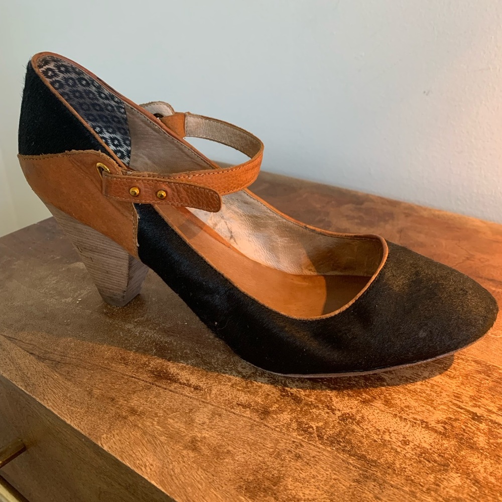 Anthropologie Vero Cuoio womens shoes